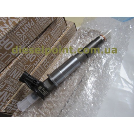0445115007 форсунка BOSCH новая оригинал Renault Group 2.0DCi