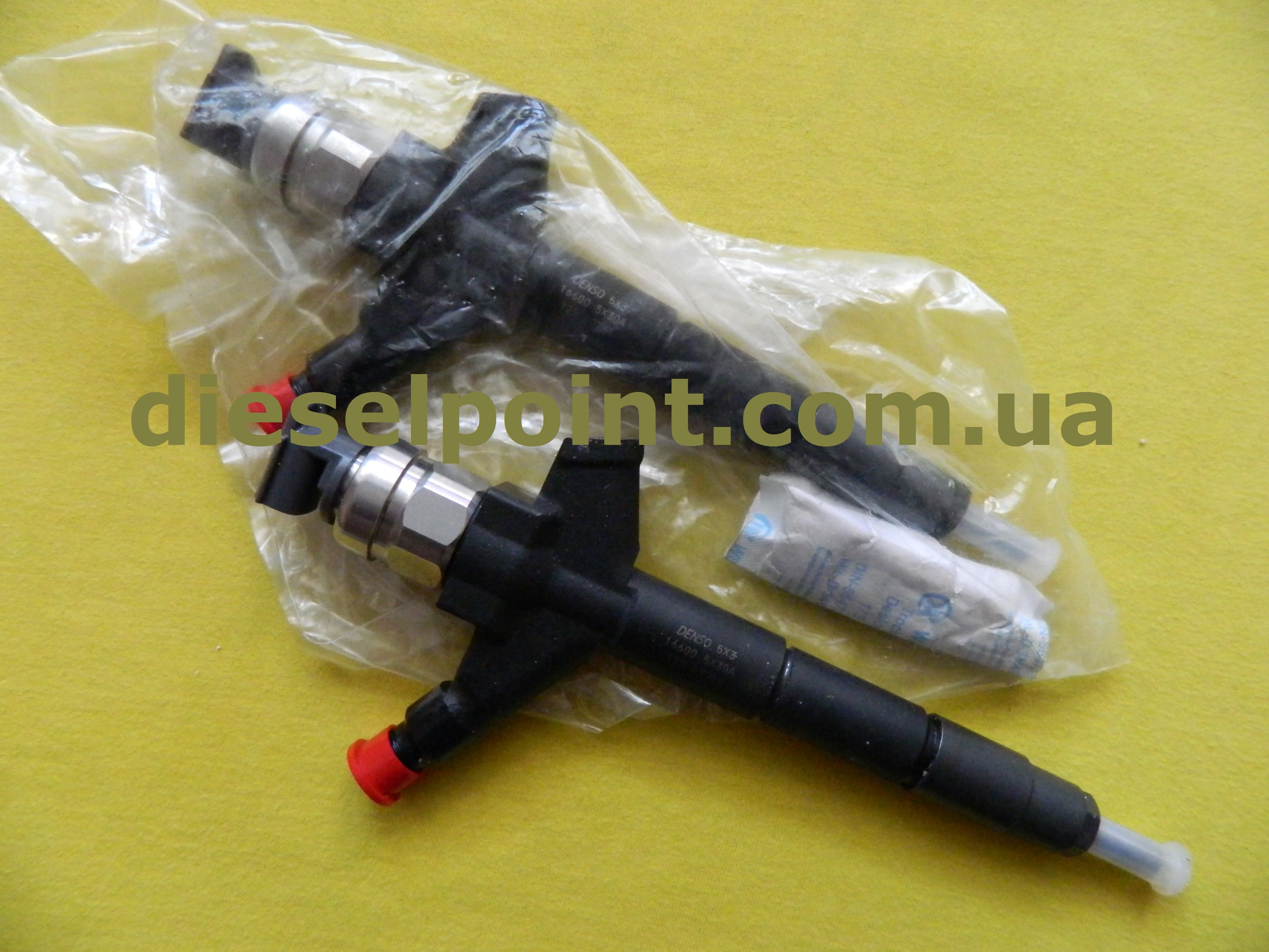 16600-5X30A форсунка DENSO новая оригинал Nissan 2.5D