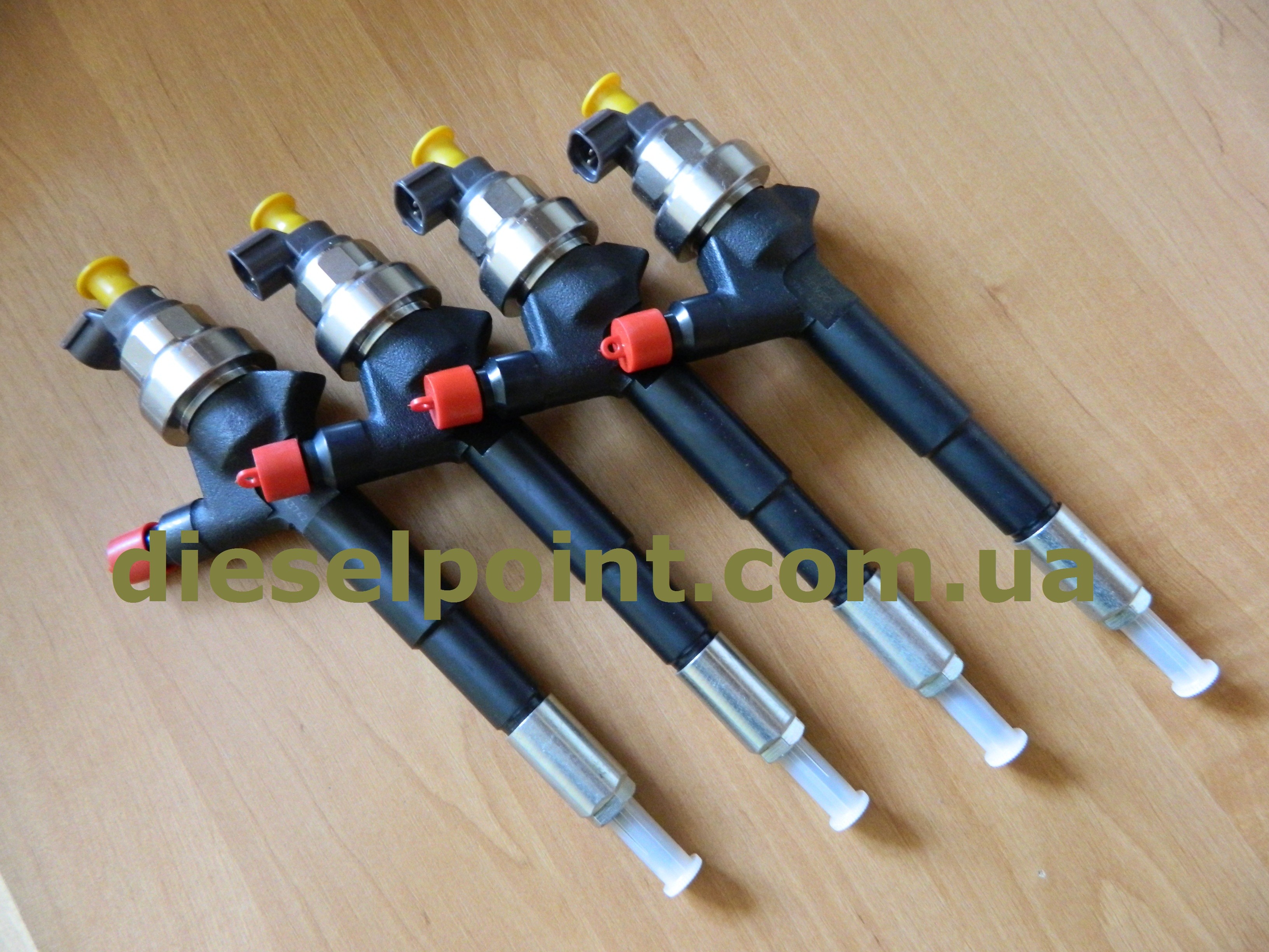 8-97376270-3 форсунка DENSO новая оригинальная Opel 1.7CDTI