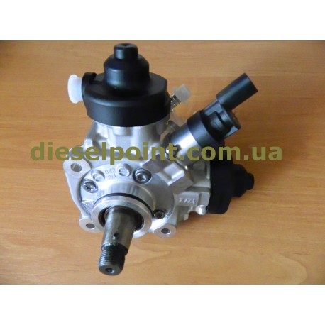 Насос топливный BOSCH 03L130755 Audi,Skoda,Seat,Volkswagen 2.0TDI