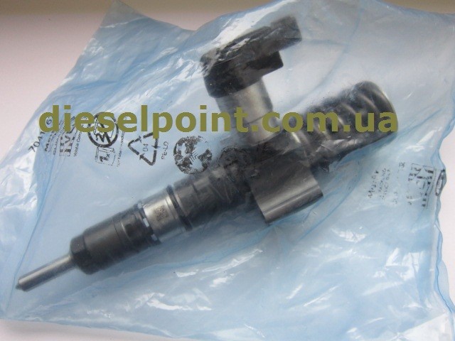 НОВАЯ насос-форсунка 03G130073S к автомобилю VW Passat B6 2.0TDI 103kW (140ps)